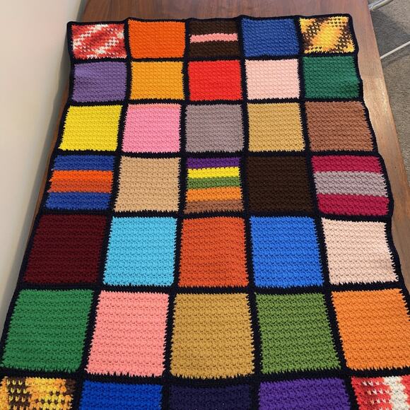 Vintage Handmade Crochet Afghan Granny Square Blanket Throw/Lap Blanket 31x45 - Picture 1 of 9